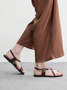 CUCCOO BIZCHIC 女士休闲时尚通勤及度假风编织露趾交叉凉鞋 - 咖啡 - 查看 4