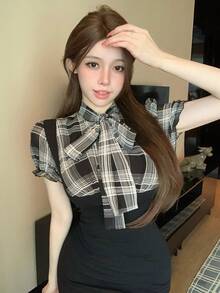 FRIFUL 女士高领蝴蝶结装饰格子印花无袖迷你连衣裙太阳裙 - 黑色 - 查看 7