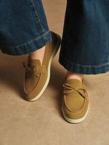 Rosivie 蝴蝶结绒面革休闲鞋 女士软底百搭套脚鞋 - 駝色 - 查看 1