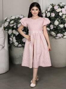 SHEIN 1 chiếc đầm dệt jacquard thanh lịch cho bé gái, cổ áo đính ngọc trai, tay phồng, thắt lưng hoa đính ngọc trai, màu hồng, thích hợp mặc hàng ngày, dự tiệc, dạ hội. - Hồng - Xem 8