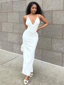 Alexandranx Sexy New Year's Eve Party V-neck Fold & Open Back Fishtail Dress - Putih - View 4
