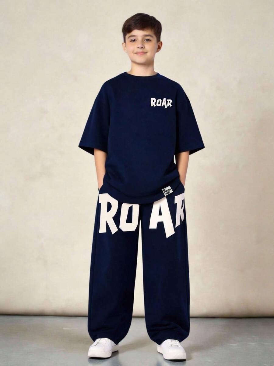 SHEIN 2件套儿童/青少年男童休闲日常舒适字母印花圆领短袖T恤和针织裤套装