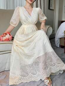 DAZY Đầm dài nữ cổ chữ V, tay ngắn, chất liệu ren, thanh lịch, thích hợp cho phong cách thường ngày. - Màu be - Xem 7