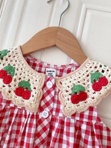 SHEIN Robe à carreaux rouges et blancs pour bébé fille, robe d'été sans manches avec col brodé de cerises, robe de princesse douce et fraîche pour le printemps/été. Vêtements de pique-nique pour bébé fille, vêtements rétro pour bébé, vêtements vintage pour l'été, robes d'été, robes de bal, robe rose - Rouge - Voir 7