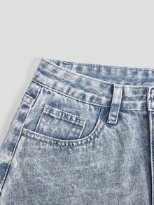 SHEIN Fashionable Casual Star Rhinestone Frayed Hem Women Denim Shorts - Light Wash - View 5