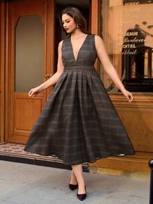 SHEIN Clasi 大码女式梭织常规款早春休闲舒适收腰棕色无袖连体裤连衣裙 - 彩色 - 查看 5