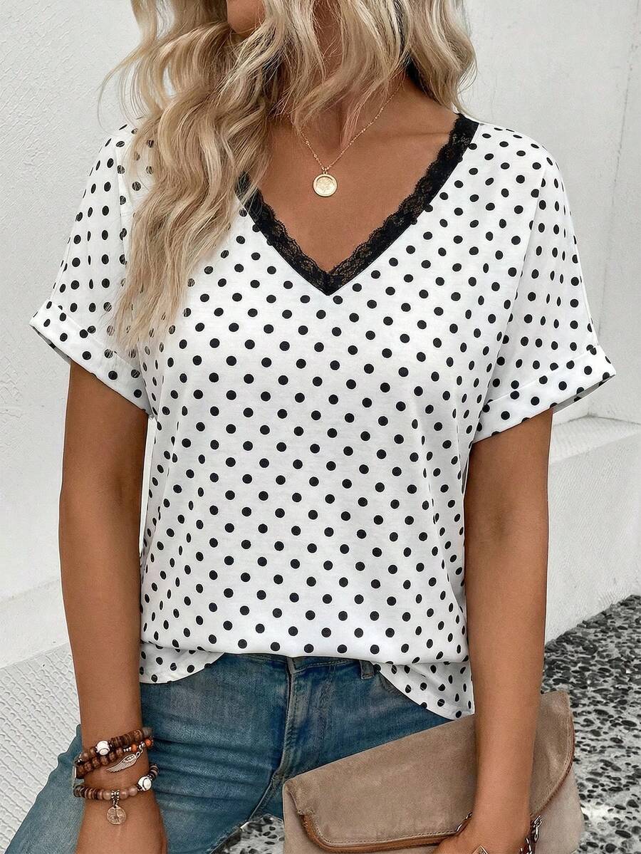 Selamara Áo thun nữ tay ngắn cổ chữ V họa tiết chấm bi và viền ren, hàng mới về mùa hè. - Nhiều màu - Xem 1