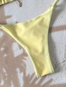 Swim Vcay Springbreak 女士纯色挂脖金属吊坠泳衣，性感丁字裤比基尼套装 - 黃色 - 查看 6