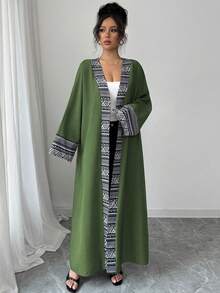 Yasmyna Women's Patchwork Print Long Sleeve Loose Arabic Abaya - Green - View 5