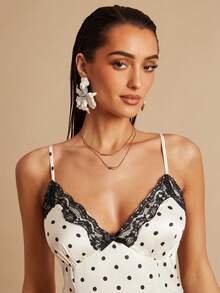 Silquee French-Style Elegant White Polka Dot Satin Dress With Black Lace Trim At The Chest; Suitable For Spring/Summer, Sexy Date Nights, Women's Clothing, Women's Summer Dresses, Afternoon Tea Party Dresses, Valentine's Day, Women's Valentine's Day Outfits, And Vacation Dresses. - Multicolor - View 4