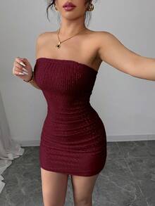 Rafferiza Petite 性感亮片无肩带迷你连衣裙，修身剪裁，适合派对、日常穿着、约会等场合。 - 深紅色 - 查看 5