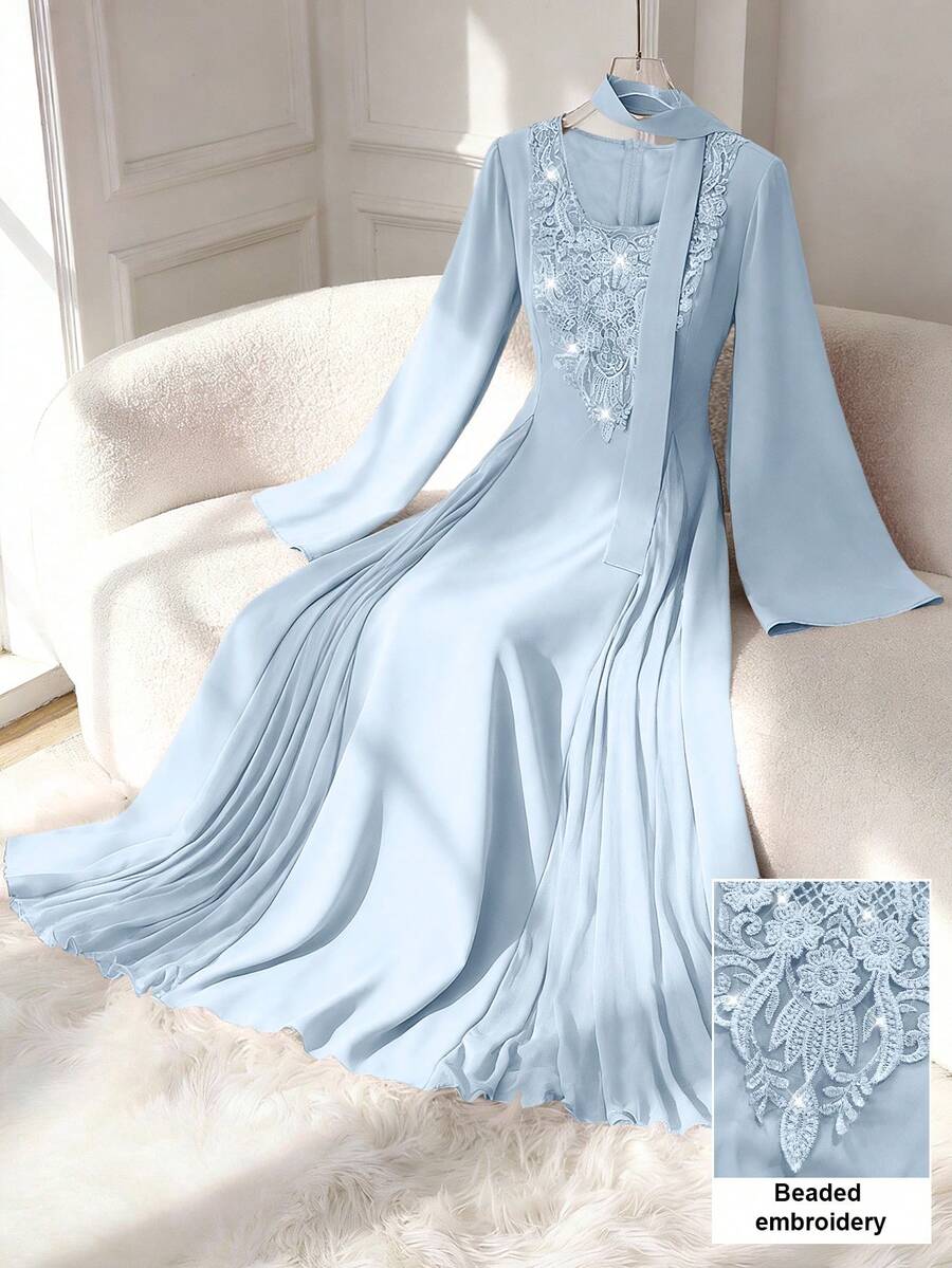 Al Najma Đầm dạ hội nữ cổ chữ V, đính cườm, thêu hoa, xếp nếp, phối lưới, ôm sát, tay dài, dáng xòe thanh lịch, màu hồng. - Màu xanh lam - Xem 1