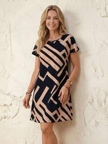 Faunlyn 女士几何印花圆领短袖休闲短裙 - 黑色 - 查看 5