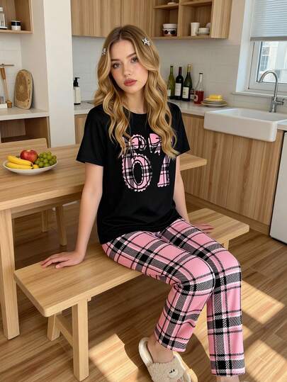 SHEIN Explorewe Tween Girls 2-Piece Pajama Set, Butterfly Plaid Number 67 Print Round Neck Short Sleeve T-Shirt And Allover Plaid Pants, Casual Comfortable Spring/Summer Sleepwear