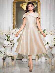 Modelyn Đầm dự tiệc cocktail sang trọng mới, kiểu dáng chữ A, vai bất đối xứng, thêu họa tiết cầu kỳ, eo thắt. - Màu be - Xem 8