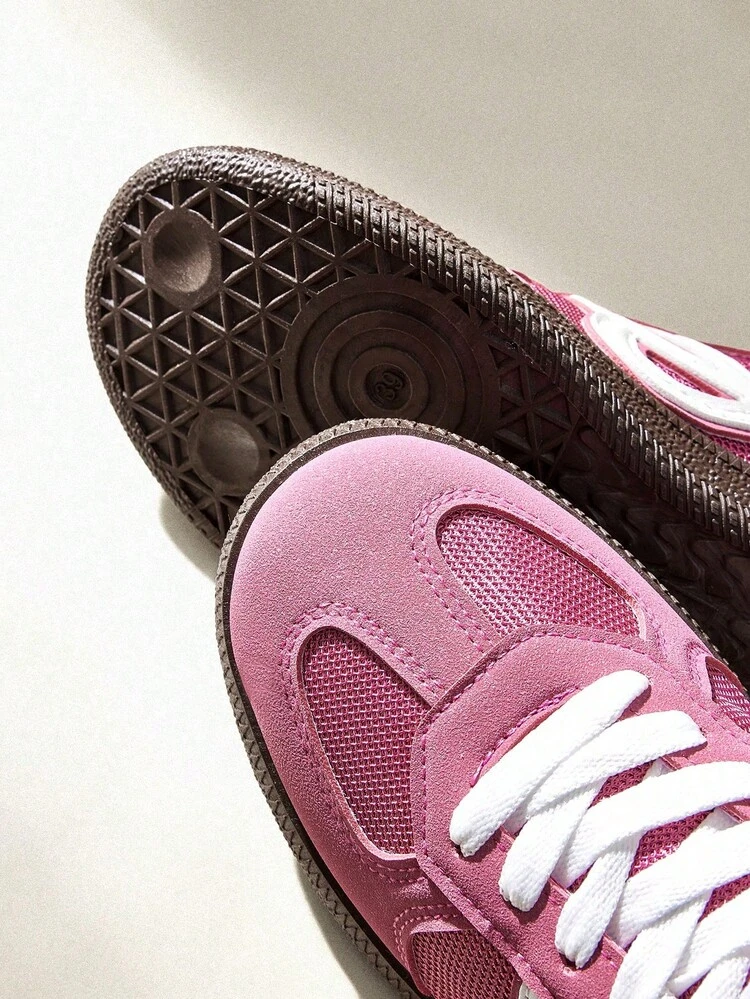 CUCCOO EASI Women's Casual Contrast Color Comfortable Sports Sneakers For Daily Wear For Christmas