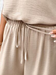 SHEIN Clasi Bộ đồ nữ thanh lịch gồm áo kiểu cổ chữ V và quần ống rộng in họa tiết lá cây. - Màu be - Xem 7