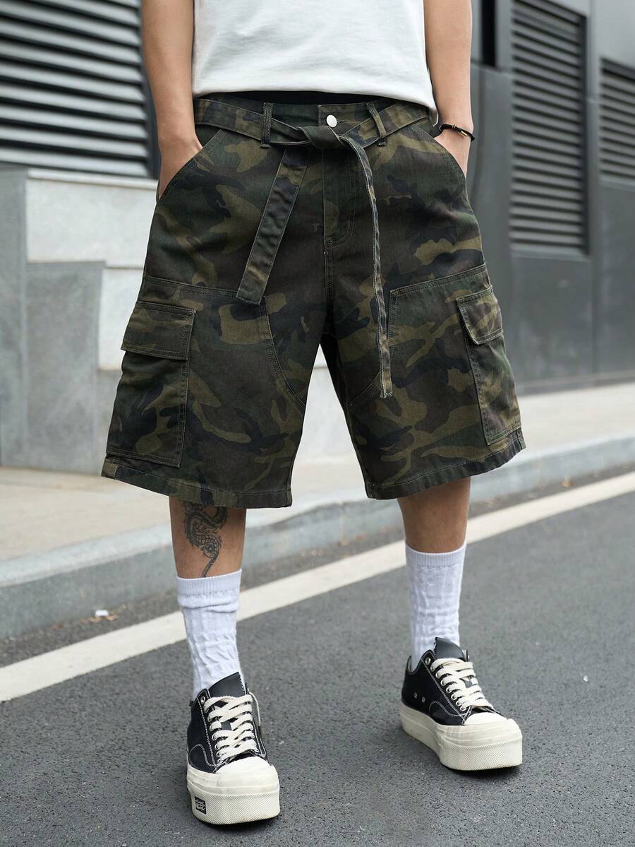 Manfinity Hypemode Men's Casual Cargo Camo Denim Shorts, Street Fashion Style - Army Green - View 1