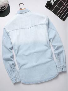 Manfinity Homme Áo sơ mi denim xanh rách dáng casual cho nam, có túi, phong cách đường phố. - Rửa nhẹ - Xem 2