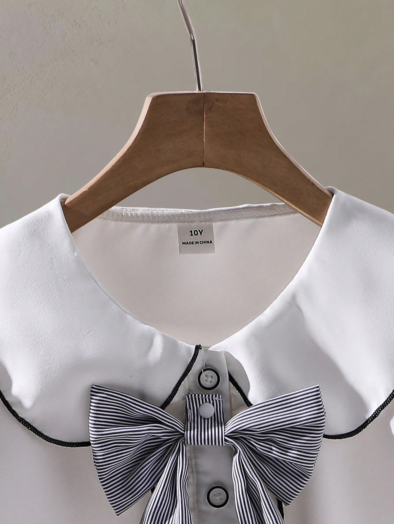 بلوزة للفتيات المراهقات، أكمام منتفخة مع تريم مكرم...