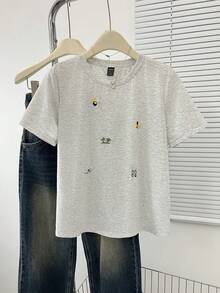 GlowEve Women's Casual Sports Style Spring/Summer New Vacation Pattern Embroidery Round Neck Loose Relaxed Vacation T-Shirt - Grey - View 6