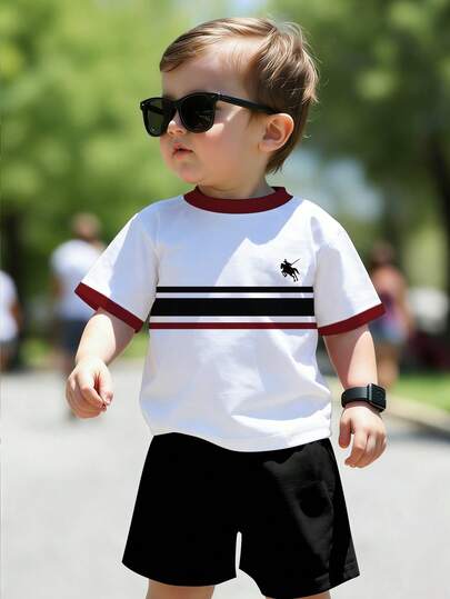 Playful Pals 1 Set Camiseta de manga corta de cuello redondo y pantalones cortos a juego con estampado de bloques de color a rayas de poni minimalista casual para niños pequeños, atuendos de primavera a verano