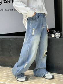 Quần jeans ống đứng rách vintage dành cho bé trai tuổi teen, phong cách đường phố năng động, thoải mái, phù hợp với học sinh! Chất liệu denim xanh bạc màu, thoải mái, thiết kế rách tạo điểm nhấn cá tính, cạp cao co giãn + khóa kéo phía trước, tiện lợi khi mặc và cởi, dáng ống thẳng tôn dáng, giúp đôi chân trông dài hơn. Thích hợp cho các hoạt động hàng ngày, đi học, mùa tựu trường, du lịch và dạo phố, bạn sẽ là người nổi bật nhất trên phố! - Rửa nhẹ - Xem 4