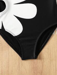 SHEIN Emery Rose Kids Girl's Contrast Color Hollow-Out One-Piece Swimsuit, Girls' Floral Knit Camisole Bikini Top Suitable For Beach Vacation And Summer Holiday - Black and White - View 4