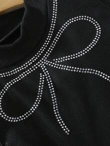 SHEIN Girls Casual Cute Outfit, Ribbed Turtleneck Vest With Rhinestone Bow + Denim Skort, Girls Spring/Summer Stylish Set - Black - View 5