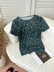 SHEIN LUNE 豹纹网眼圆领休闲通勤修身女式上衣，网眼女式上衣，女士短袖上衣，动物纹上衣，豹纹上衣，猎豹纹上衣，女士短袖上衣 - 綠色 - 查看 5