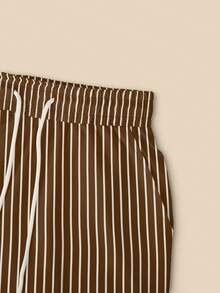 Resyla 女士卡通熊圆领短袖T恤和抽绳腰条纹裤套装 - 棕色 - 查看 6