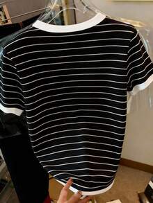 SHEIN 女士圆领休闲龙虾印花短袖T恤，日常百搭 - 彩色 - 查看 2