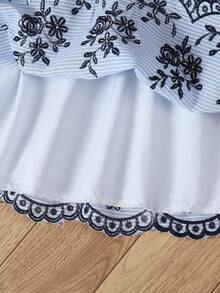 女婴休闲可爱刺绣荷叶边吊带连衣裙，适合日常外出穿着 - 藍色 - 查看 6