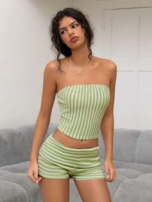 Sweetina Bộ 2 áo bandeau kẻ sọc và quần short cạp gập cho nữ - màu xanh lá - Xem 3