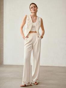 MOTF PREMIUM 女士春季新品优雅简约无袖镂空刺绣背心西装外套 - 米色 - 查看 4