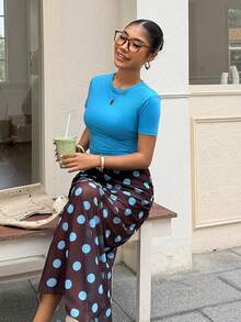 Muchica 女士夏季休闲纯色修身短款T恤和波点印花半身裙两件套 - 彩色 - 查看 4