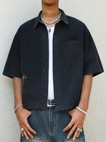 Manfinity EMRG Men's Casual Street Style Embroidered Loose Denim Short Sleeve Shirt - Black - View 1