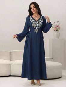 Đầm xòe kiểu Ả Rập thắt eo, thêu và đính cườm cầu kỳ dành cho nữ. - Xanh đậm - Xem 5