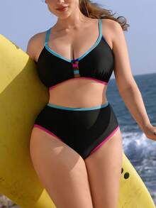 Swim SPRTY 2026新款大码女式时尚比基尼套装，V领镂空前片，时尚性感撞色设计，沙滩度假冲浪运动修身两件套 - 黑色 - 查看 6