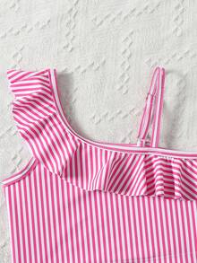 SHEIN 女童条纹可爱不对称荷叶边吊带泳衣套装，粉白条纹，荷叶边可调节肩带两件式泳衣，适合夏季度假、海滩、游泳池、夏季派对、休闲玩耍 - 淺粉色 - 查看 4