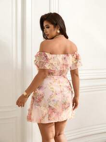 Femmeverse 新款优雅浪漫荷叶边露肩修身A字3D立体花卉雪纺迷你连衣裙 - 彩色 - 查看 2