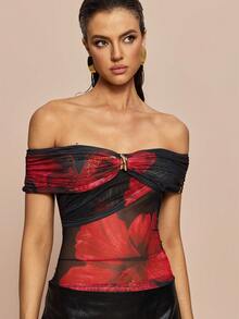 Olia Maree Olia Maree Áo crop top lưới in hoa tông màu tối, trễ vai, thắt nút xoắn, trang trí khóa kim loại, ôm sát, gợi cảm, áo trễ vai màu đỏ, áo đen và đỏ, áo trễ vai, áo ống in hoa, áo quây, áo bơi quây, áo lưới đỏ, áo lưới trễ vai gợi cảm cho nữ, áo trễ vai mùa hè, áo gợi cảm cho nữ, áo đỏ dự tiệc, áo gợi cảm cho quý cô, trang phục mùa hè cho nữ, áo tay ngắn cho nữ. - Nhiều màu - Xem 7