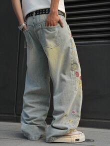 Manfinity EMRG Men's Casual Street Style Embroidered Distressed Flared Leg Blue Jeans - Light Wash - View 7