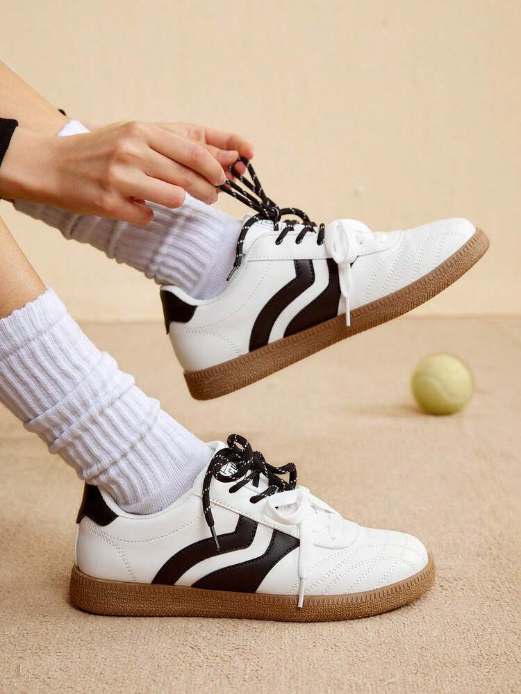 CUCCOO EASI Women's Casual Contrast Color Comfortable Sports Sneakers For Daily Wear For Christmas