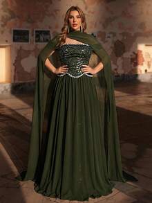 Glamrae Plus Size Elegant Luxurious Green Beaded & Sequin Patchwork Chiffon Flare Sleeve Maxi Dress, Suitable For Wedding, Party, Vacation, Ball, Evening Gown (Heavily Embellished Design) - Green - View 5