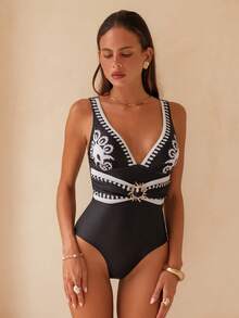 Swim Chiccia Women's Floral Print Metal Decor One-Piece Swimsuit, Suitable For Beach Vacation, Pool Party, Beach Party - Black and White - View 5