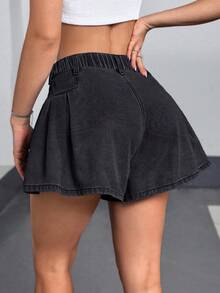 SHEIN EZwear Quần short denim dáng rộng, màu trơn, cài cúc phía trước, cỡ lớn. - màu đen - Xem 2