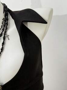Jeanoix Gaun Mini Wanita Warna Polos Model Halter Neck dengan Resleting dan Lipit untuk Kencan dan Pesta - Hitam - View 5