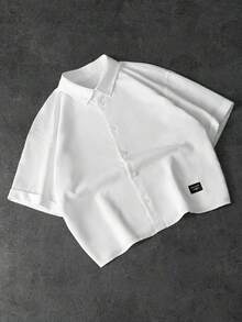PAVTROS 男士宽松落肩短袖休闲衬衫，带贴布装饰；男士白色短款衬衫；男士白色纽扣短款衬衫；男士短款衬衫；宽松衬衫；男士全白短袖沙滩衬衫 - 白色 - 查看 1