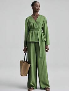 Ontre Women's Olive Green Linen Fabric Fitted Silhouette Dropped Shoulder Long Sleeve Waist Pleated Modern Elegant Wedding Guest Outfit, Minimalist Romantic French Luxe Urban Chic Business Casual Office Wear, Low-Key Old Money Vibe High-End City Commute High-Quality Airport Cruise Middle East Festival Essential Versatile Seasonal Bridal Series Blouse - Green - View 4